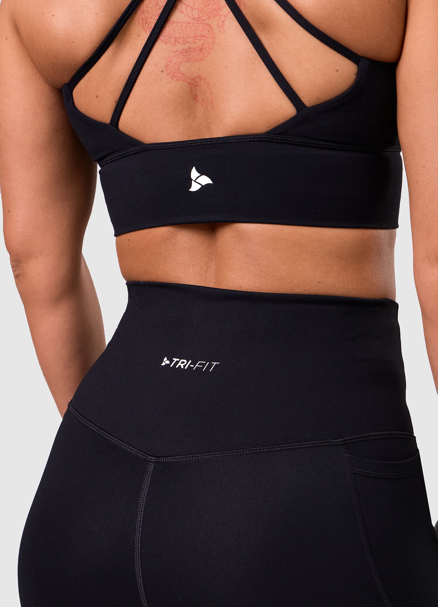 ROXI Cross-Back Sports Bra | Women's High-Support Training Bra