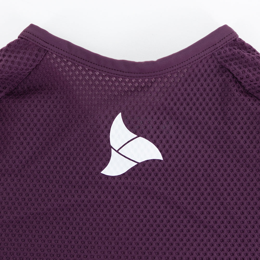 Rear neckline of VANGUARD tri-suit featuring white TRI-FIT logo on breathable mesh fabric